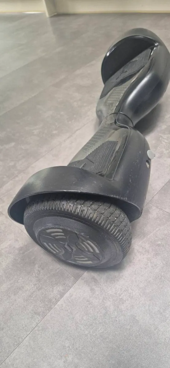 Selling my Hover-1 Ultra electric hoverboard, mode - Image 2