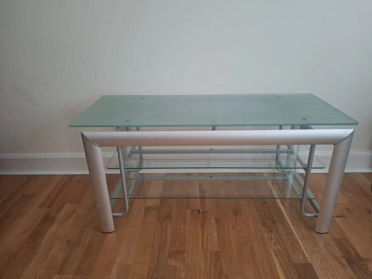 Tv stand