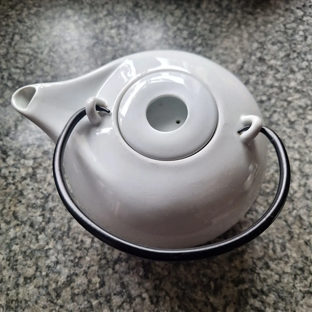 White Ceramic Teapot - Image 2