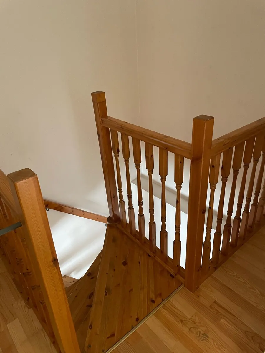 Spiral stairs - Image 2