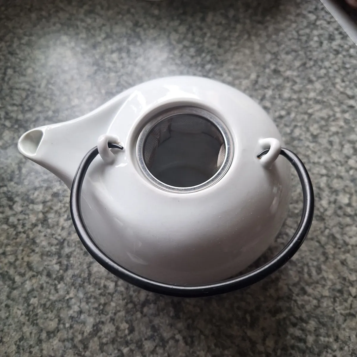 White Ceramic Teapot - Image 3