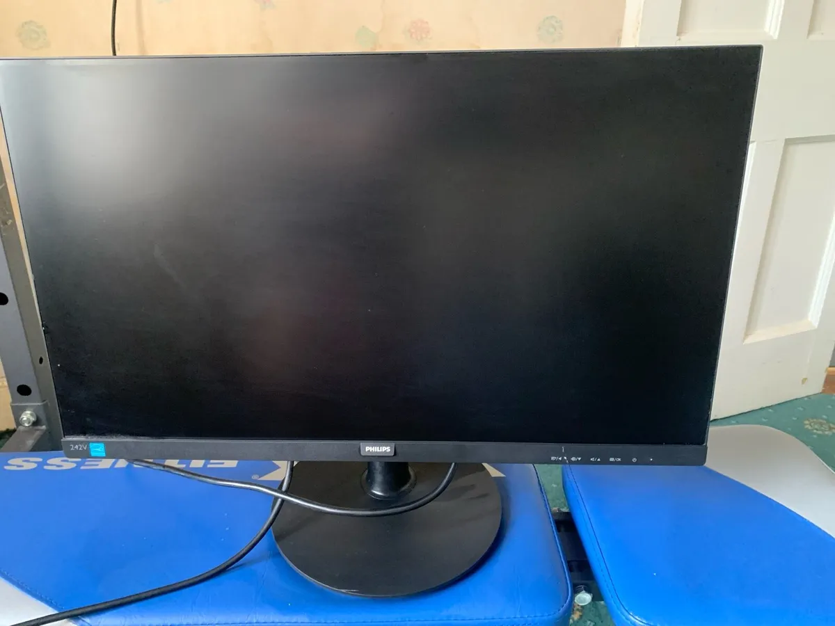 Monitor/Screen - Image 1