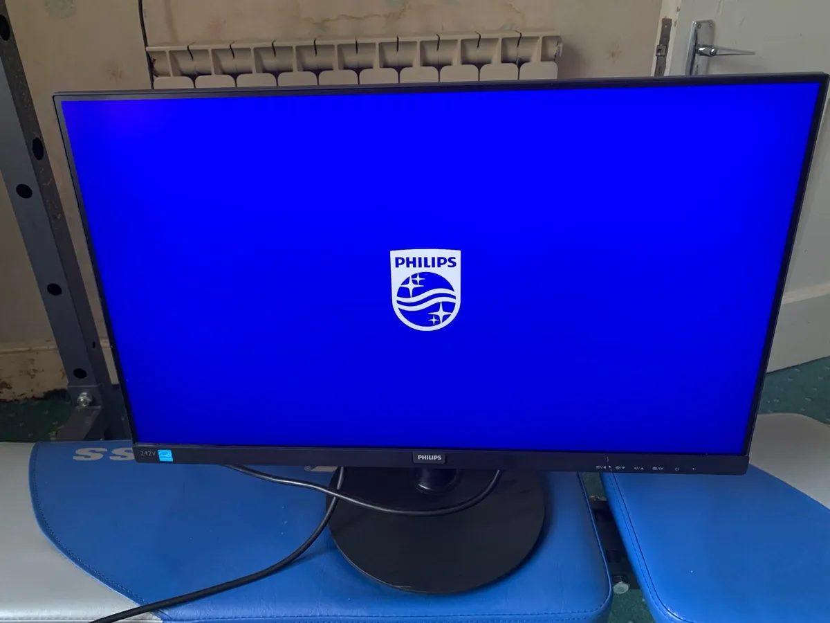 Monitor/Screen - Image 2