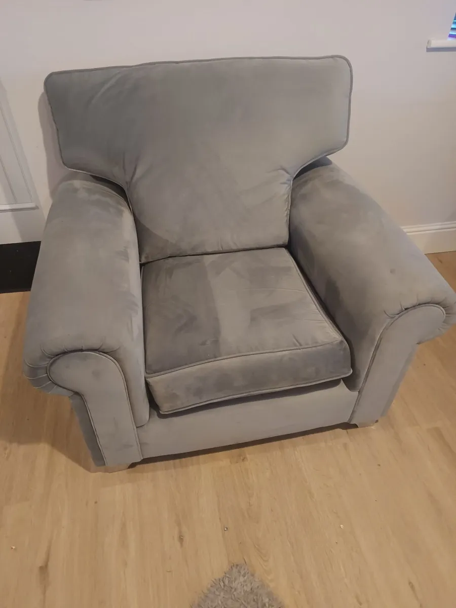 Suite of furniture - Image 3