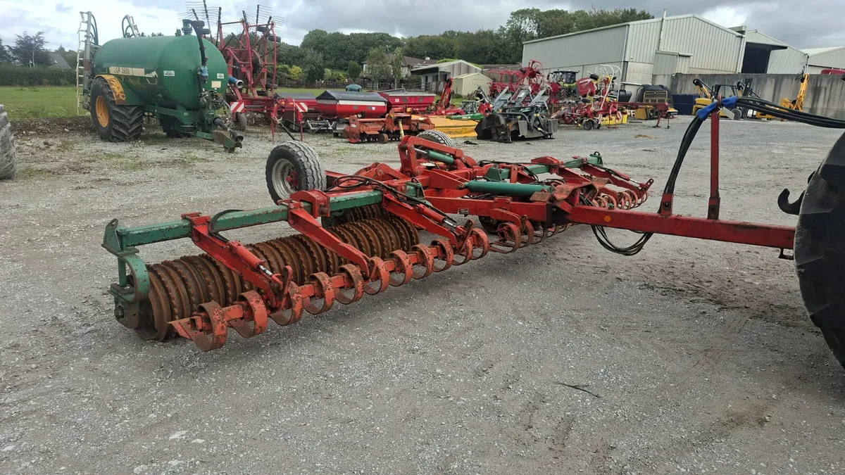 Kverneland Ring Roller with Paddels - Image 3