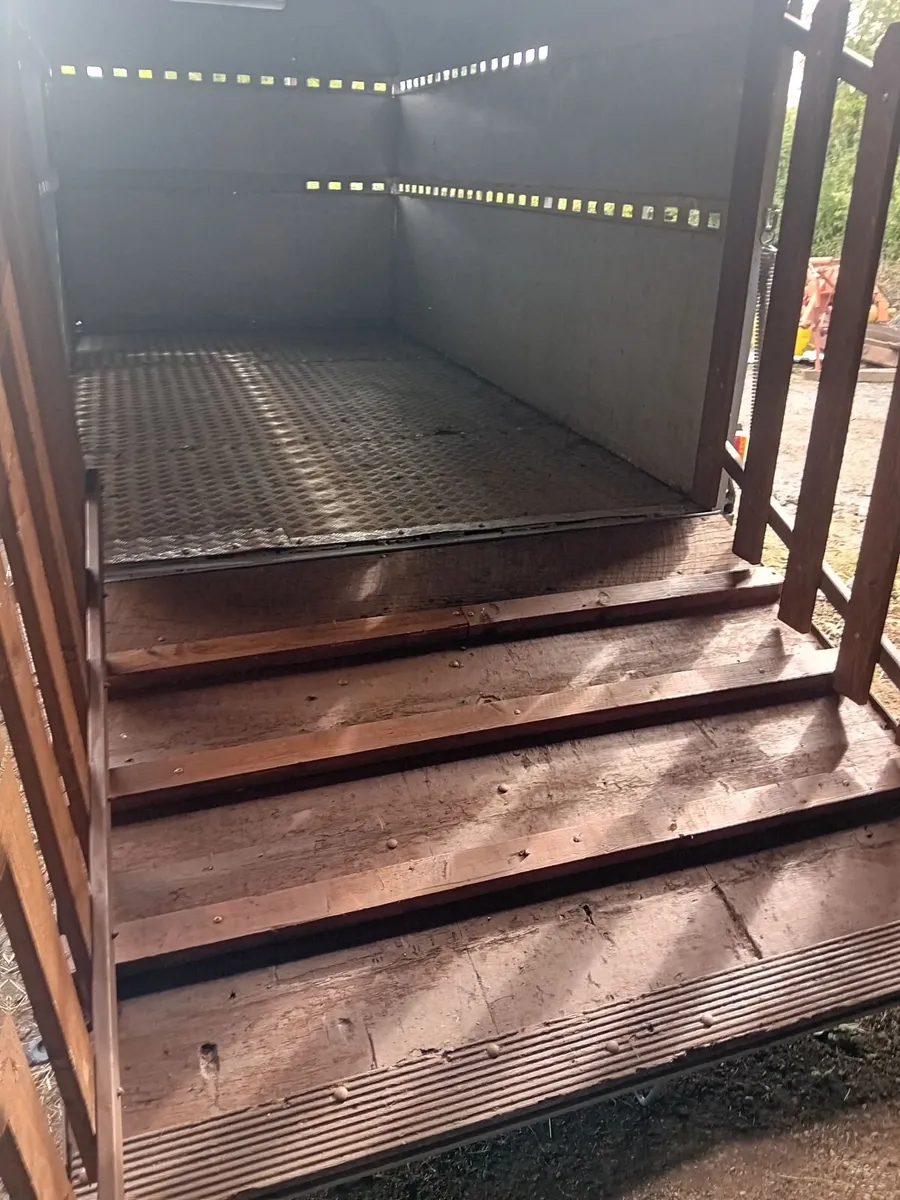 Cattle trailer - Image 3