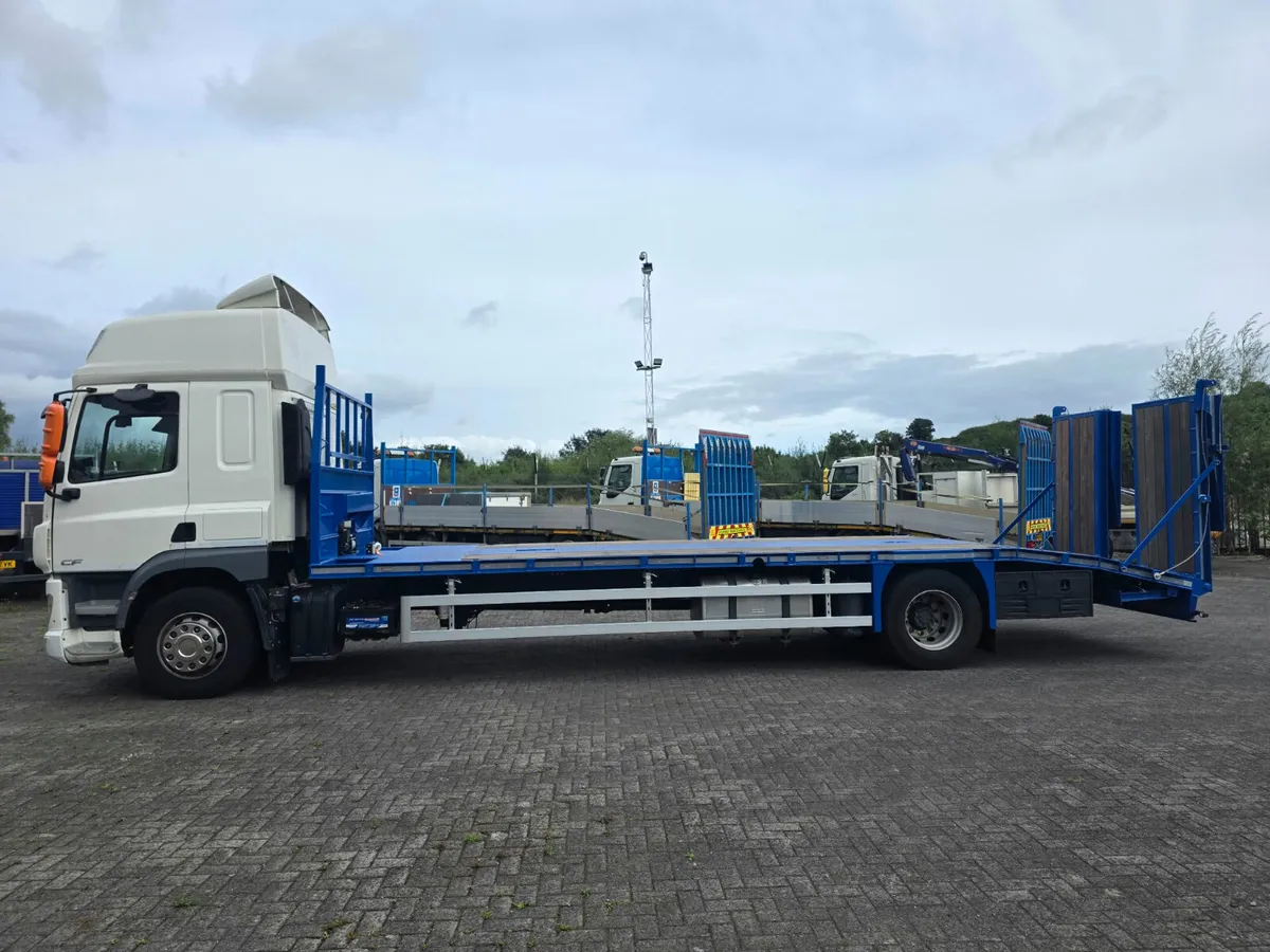 2020 DAF CF 360 18000kg gross space cab sleeper - Image 4
