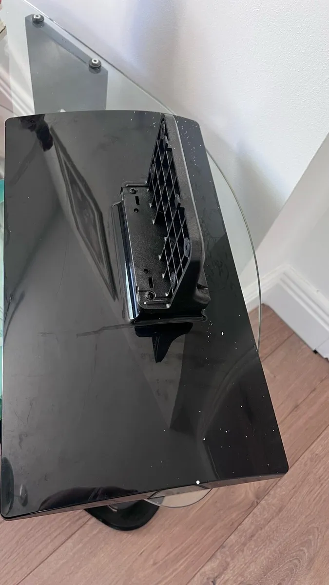Tv  Stand and Console table for flat screen - Image 3