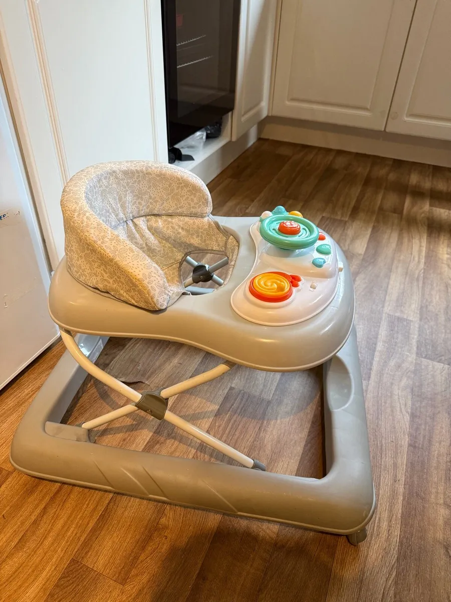 Baby walker - Image 3