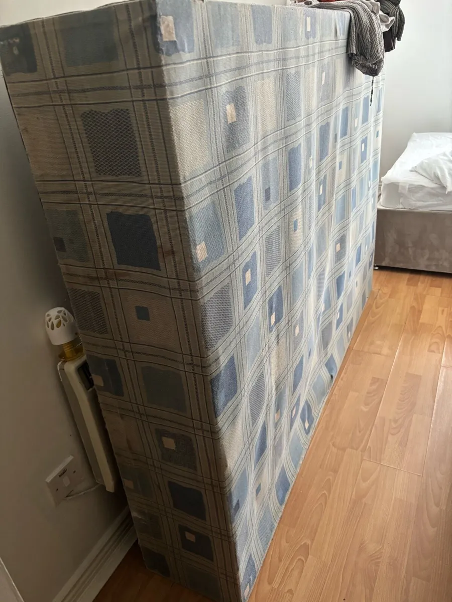Free Double Beds - Image 3