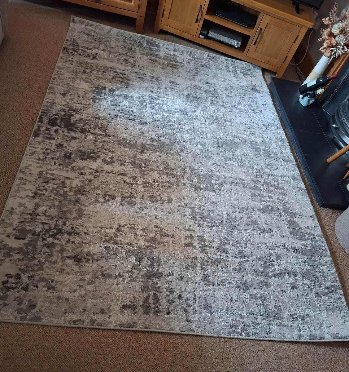 Rug - Image 1