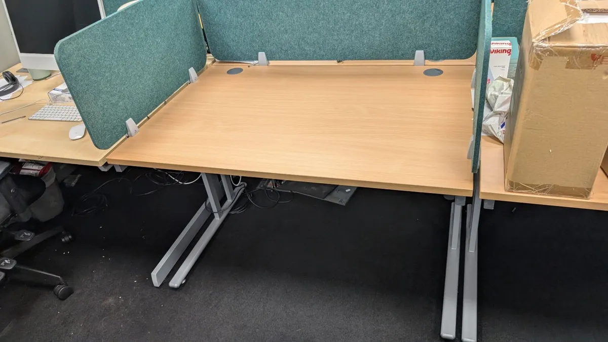 Office desk 1200mm x 800mm - silver cantilever leg - Image 4