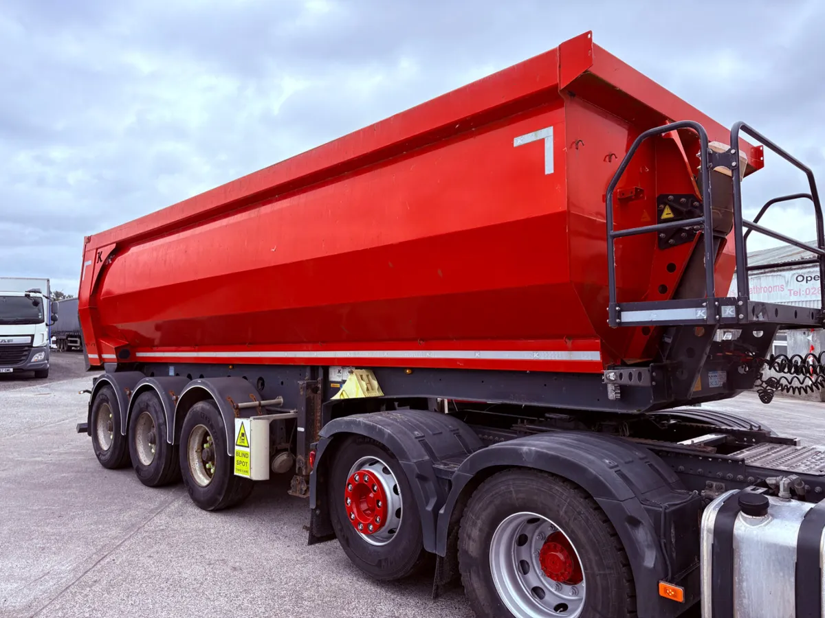 2019 Kassbohrer half pipe tipping trailer - Image 2