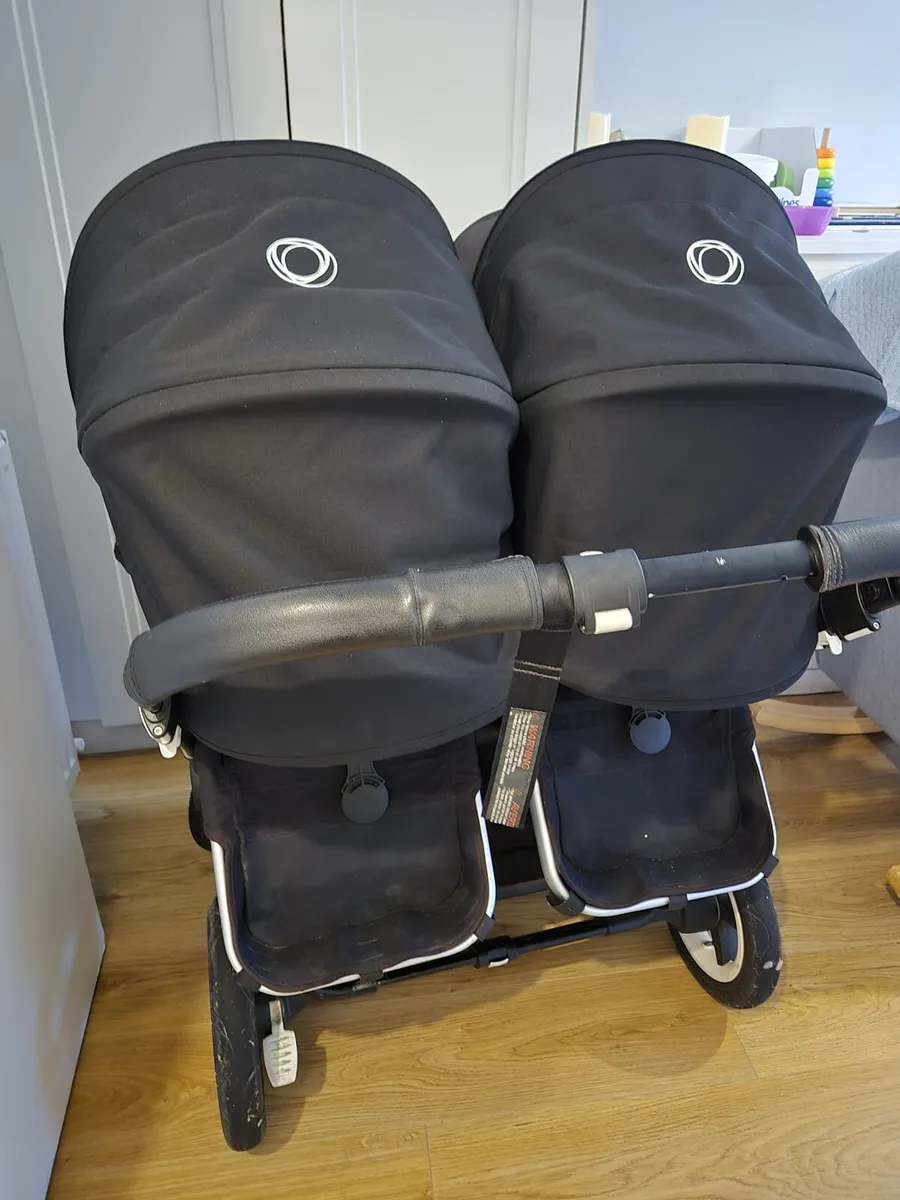 Buggy double - Image 1