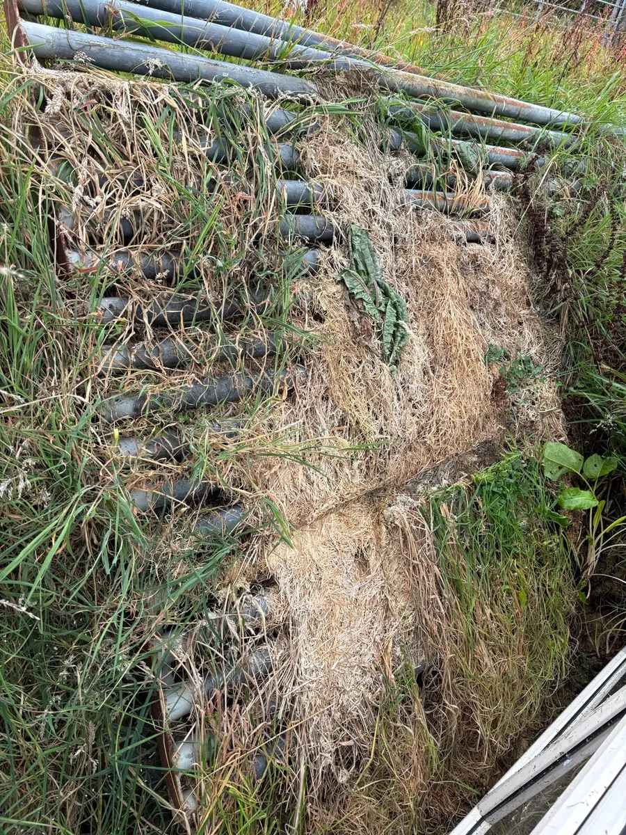 Cattle grid, scaffold, shower trap - Image 2