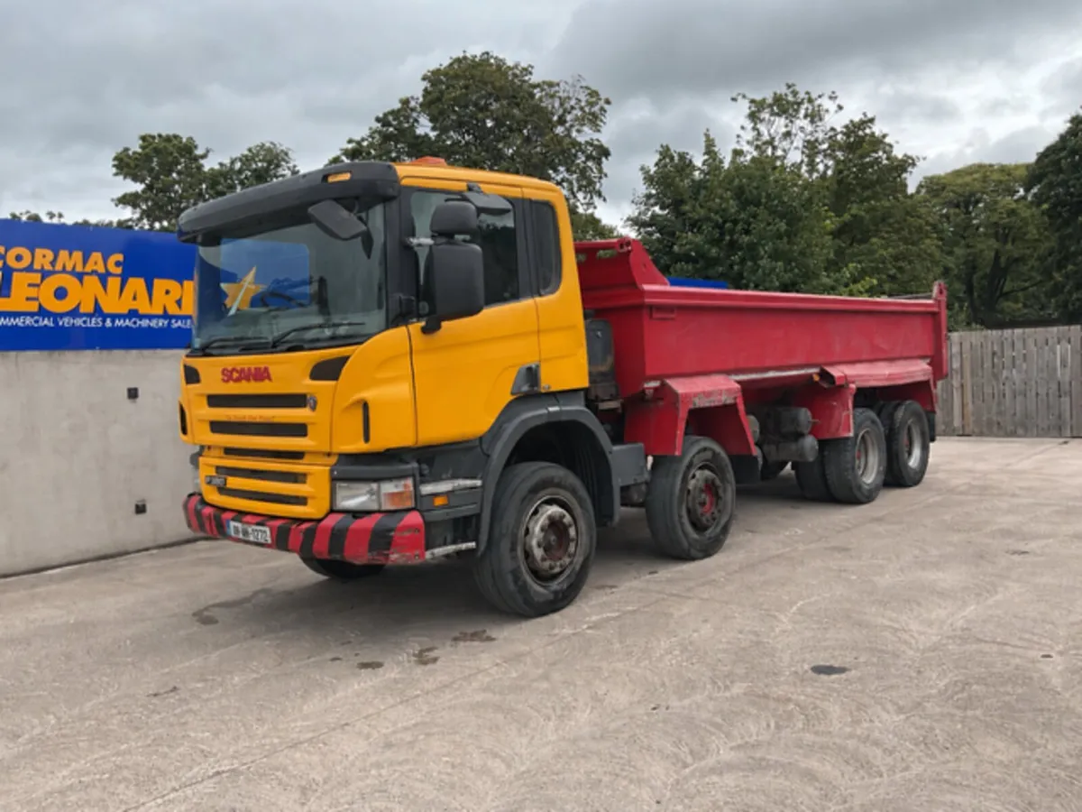 2009 Scania P380 8x4 Tipper - Image 1