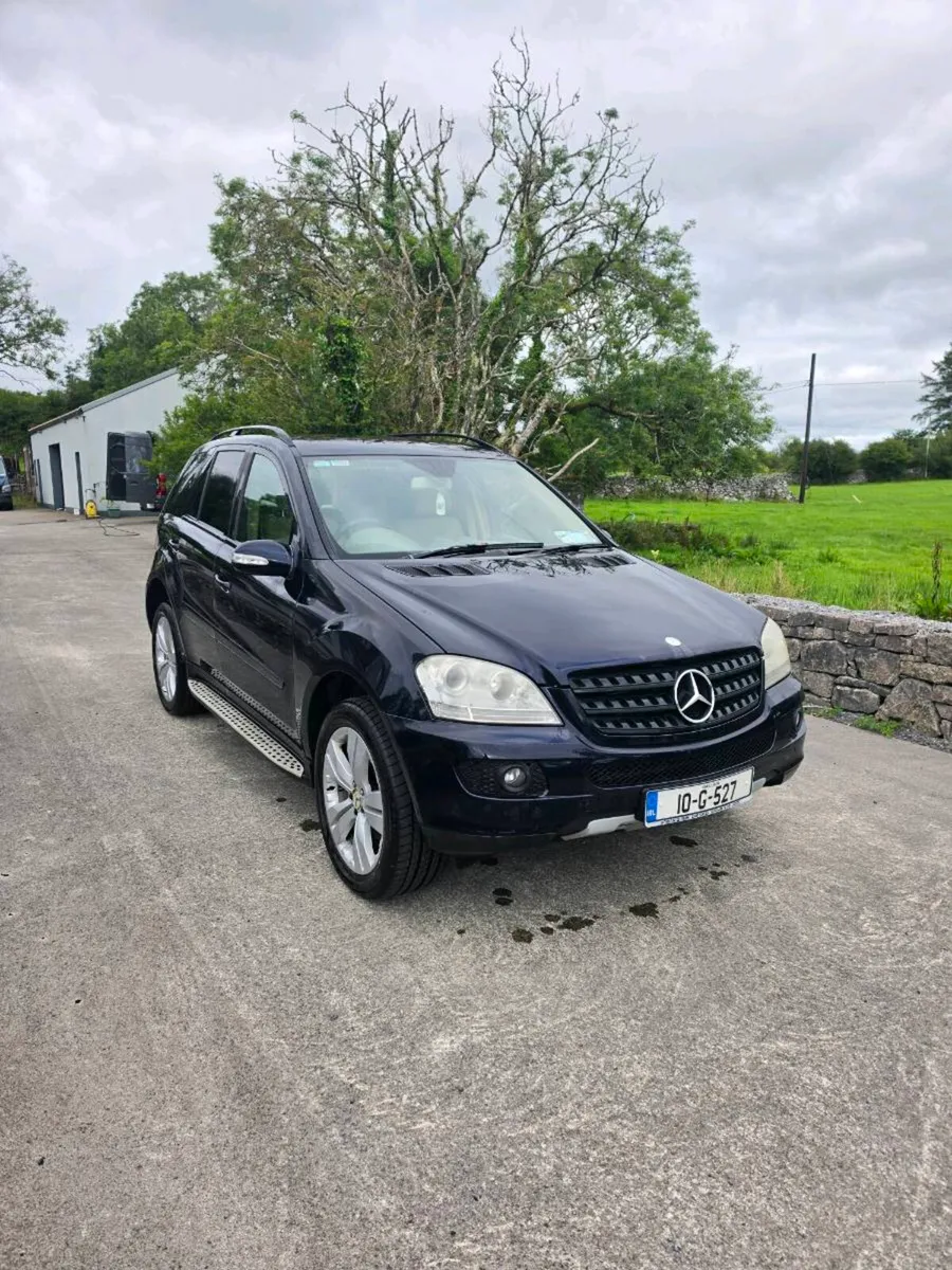 Mercedes ML 320 - Image 2