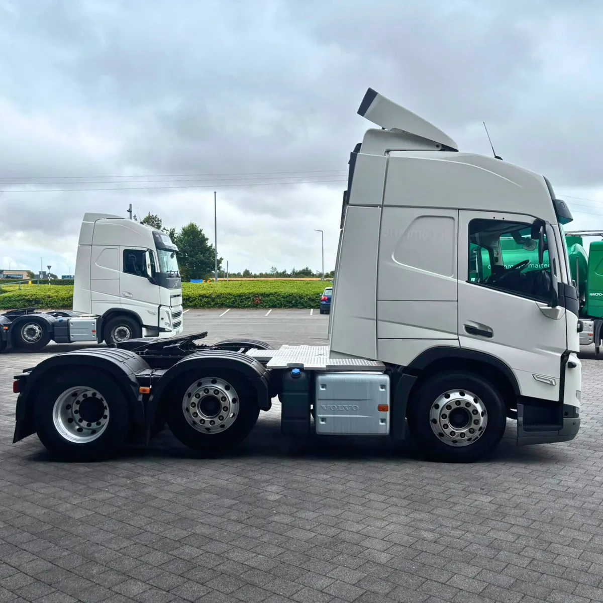 Volvo FM460 - Image 4