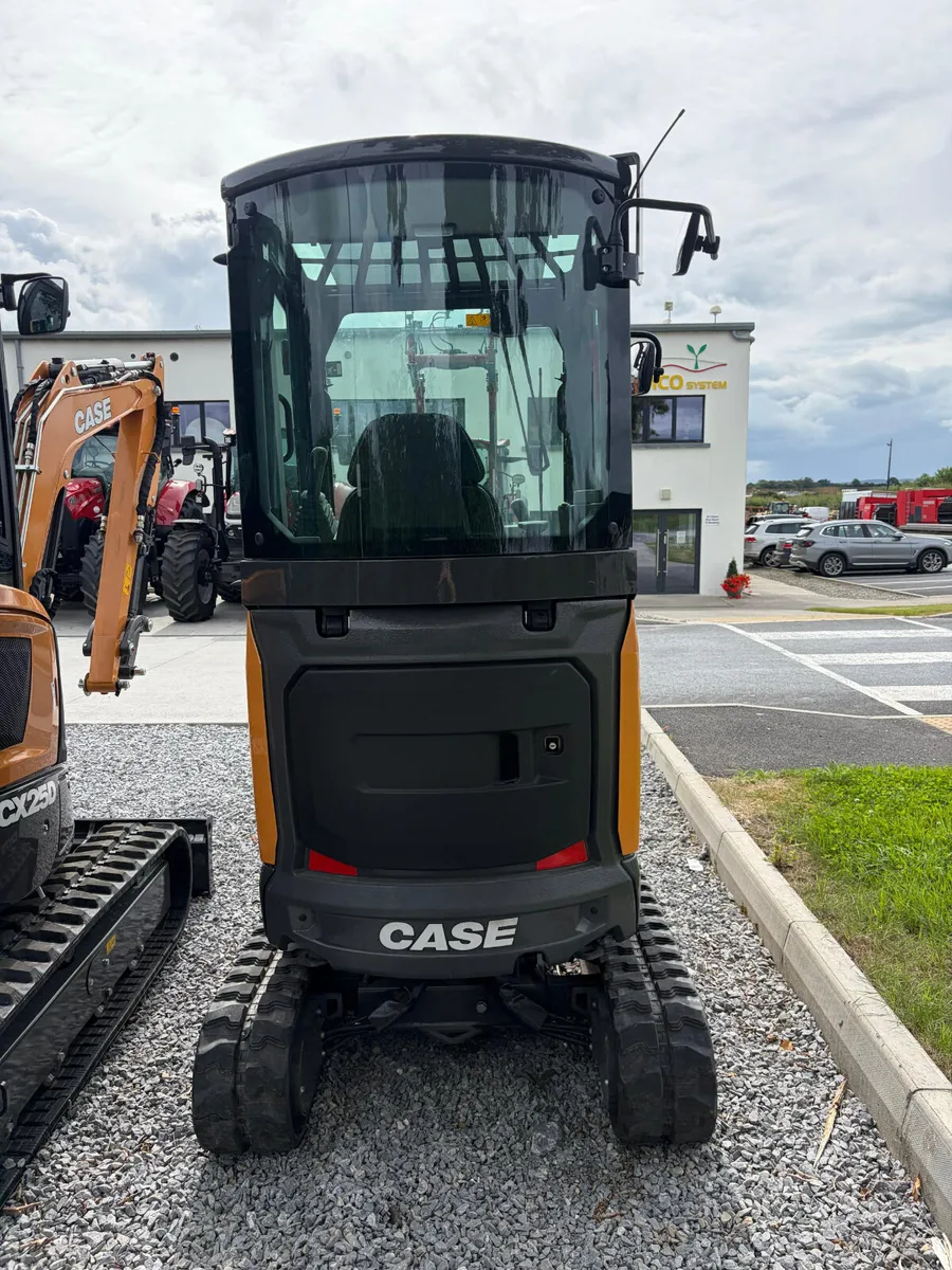 CASE CX 17D Mini Digger - Image 2