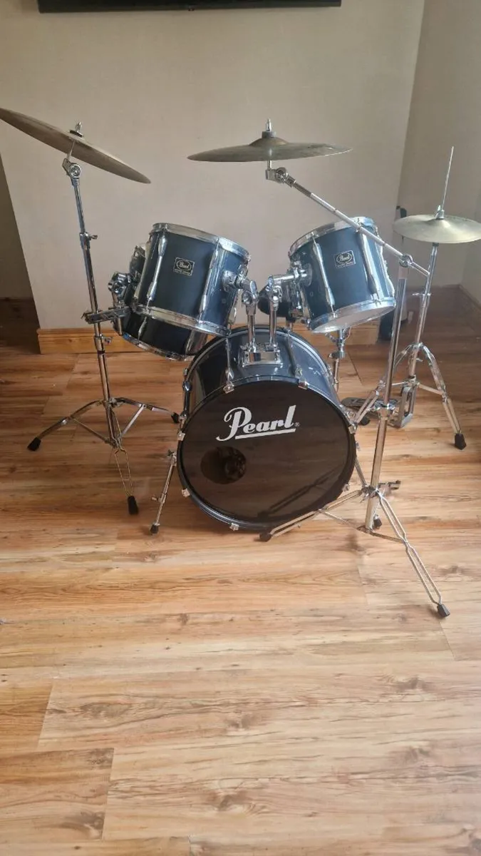 Pearl Export Series Drum Kit - Image 1