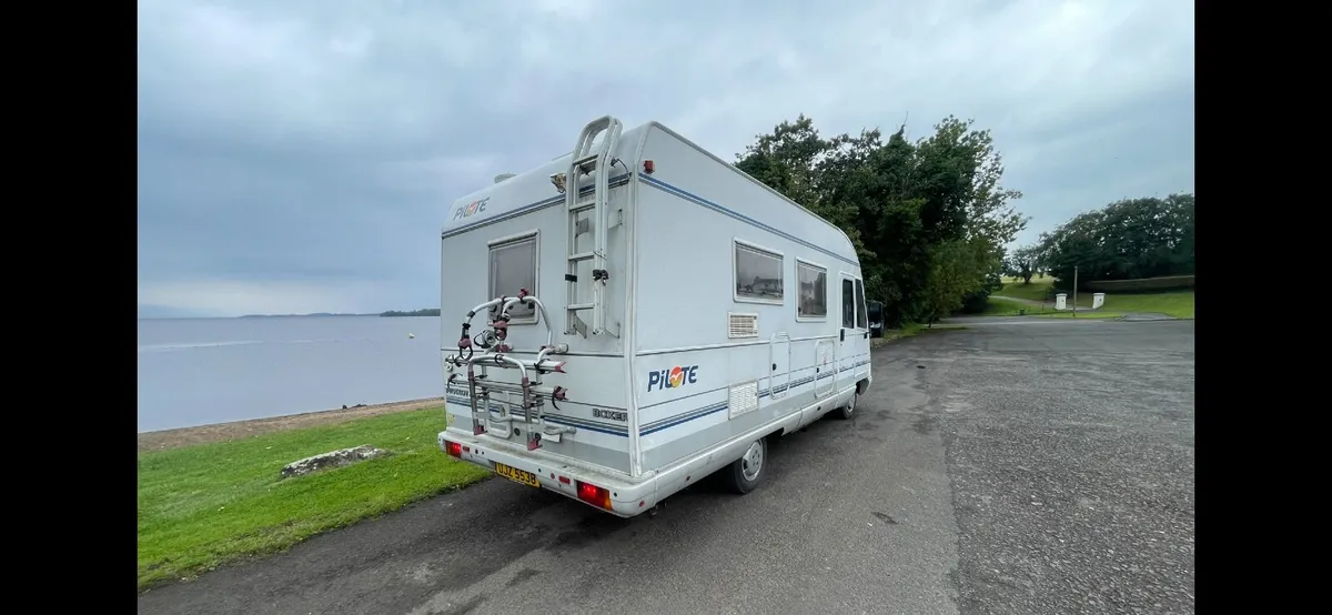 Camper motorhome - Image 1