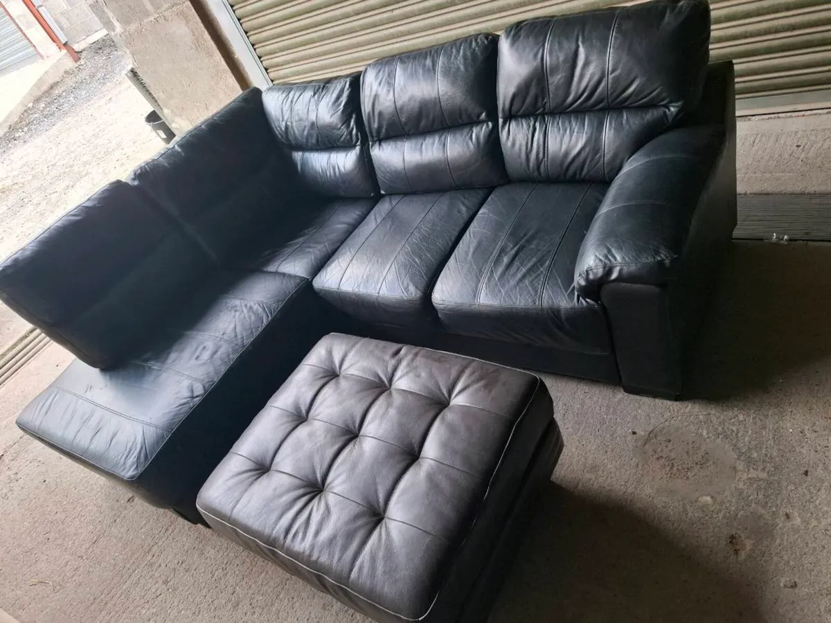 Wyvwrn L shape leather sofa (DELIVERY) - Image 3