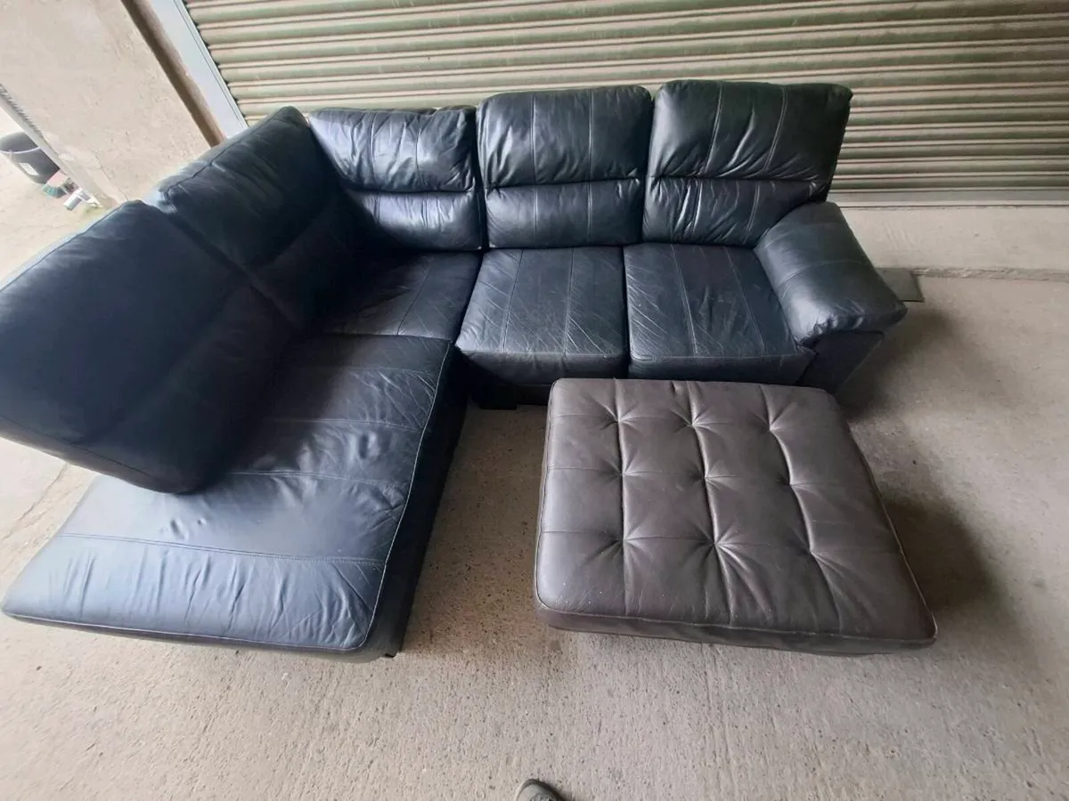 Wyvwrn L shape leather sofa (DELIVERY) - Image 4
