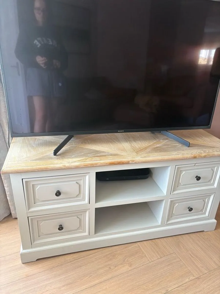 Media unit - Image 3