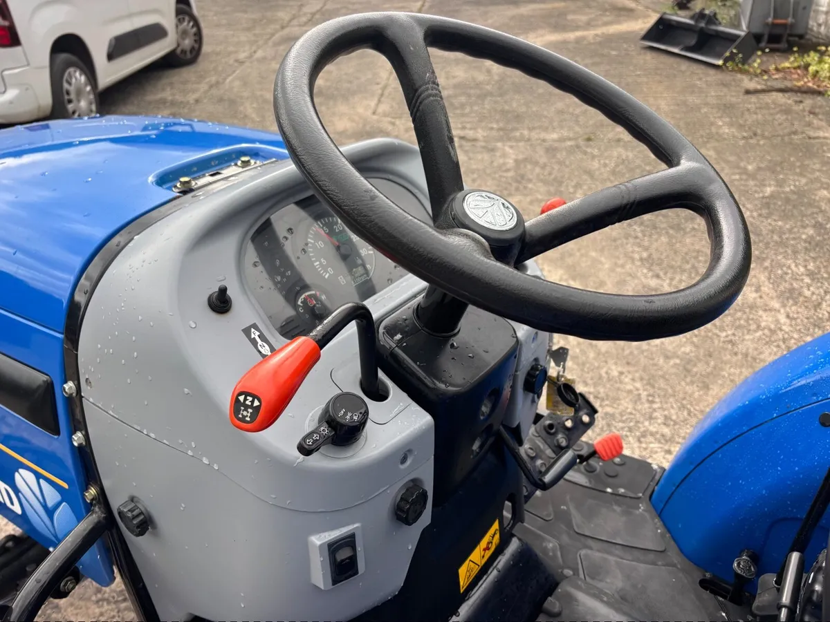 NEWHOLLAND BOOMER ONLY 596 - Image 3