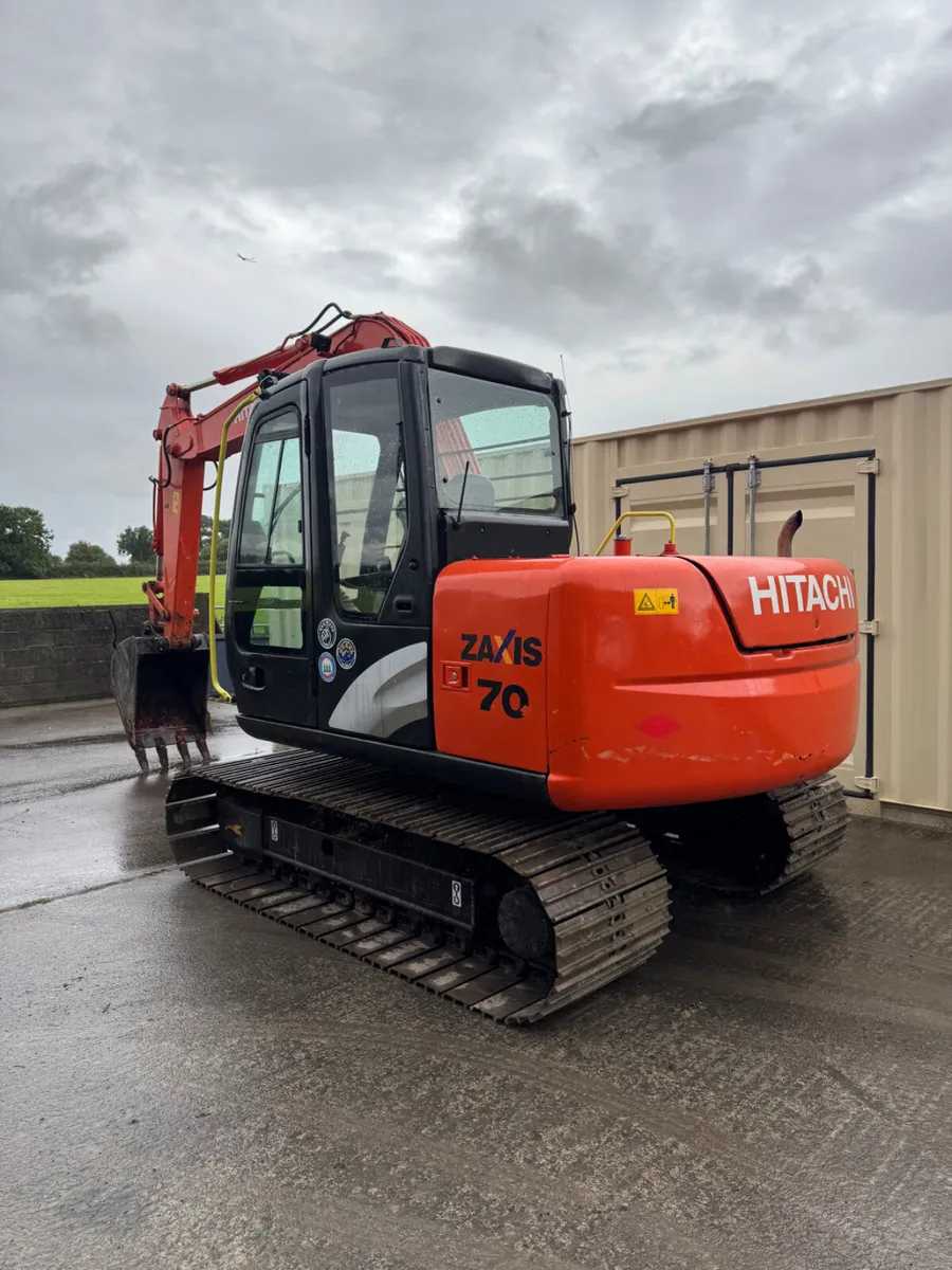 Hitachi ZX70 - Image 3