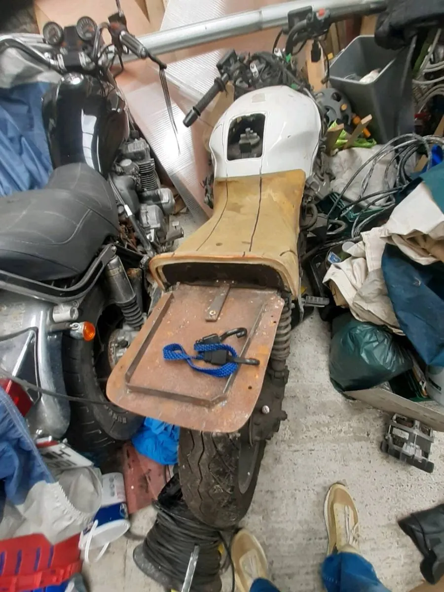 Honda St&Honda CB - Image 3
