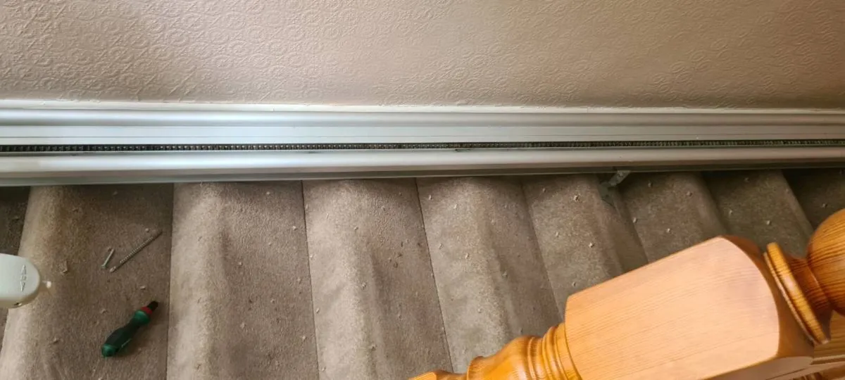 Stair lift free to take away. - Image 3