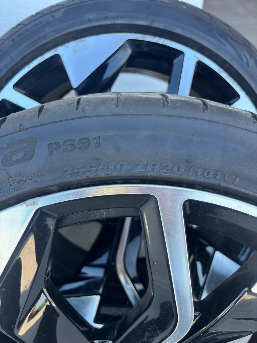 Audi Q5 20” Alloys - Image 2