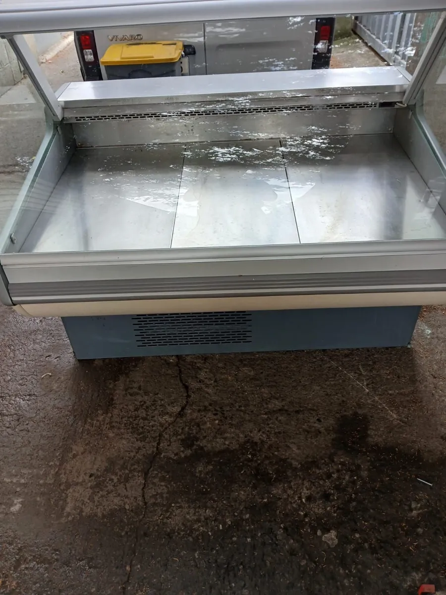 COMMERCIAL CHEST FREEZER FOR SALE - Image 3