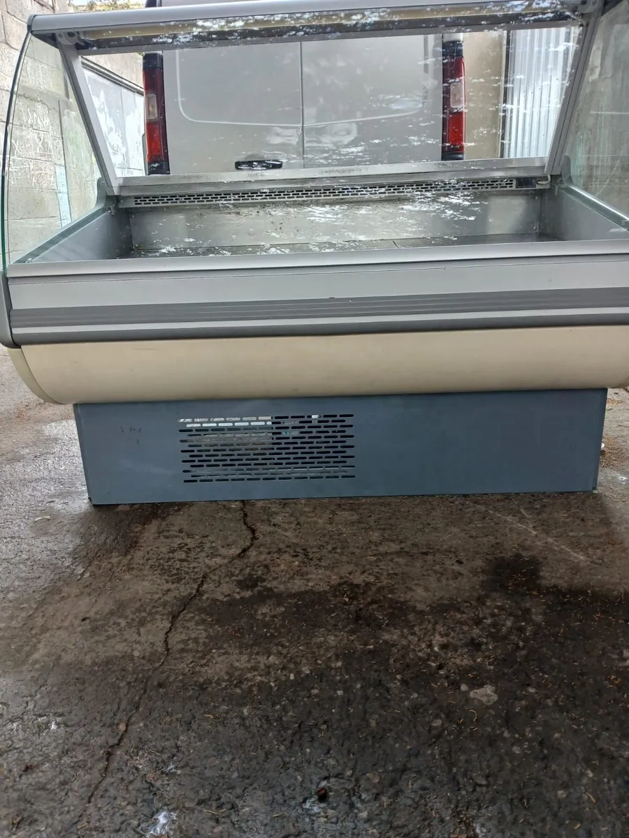 COMMERCIAL CHEST FREEZER FOR SALE - Image 4