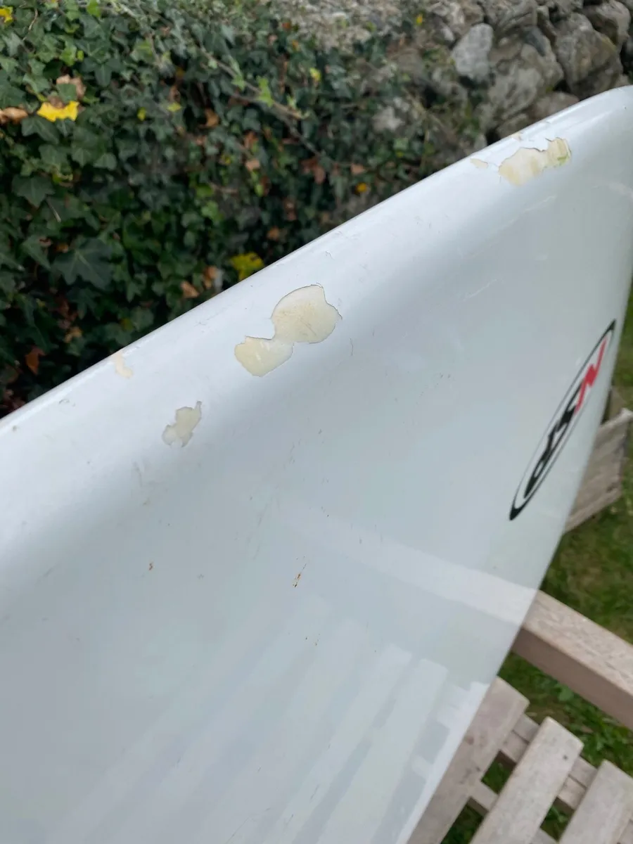 Surf board - 7ft 6, epoxy - Image 2