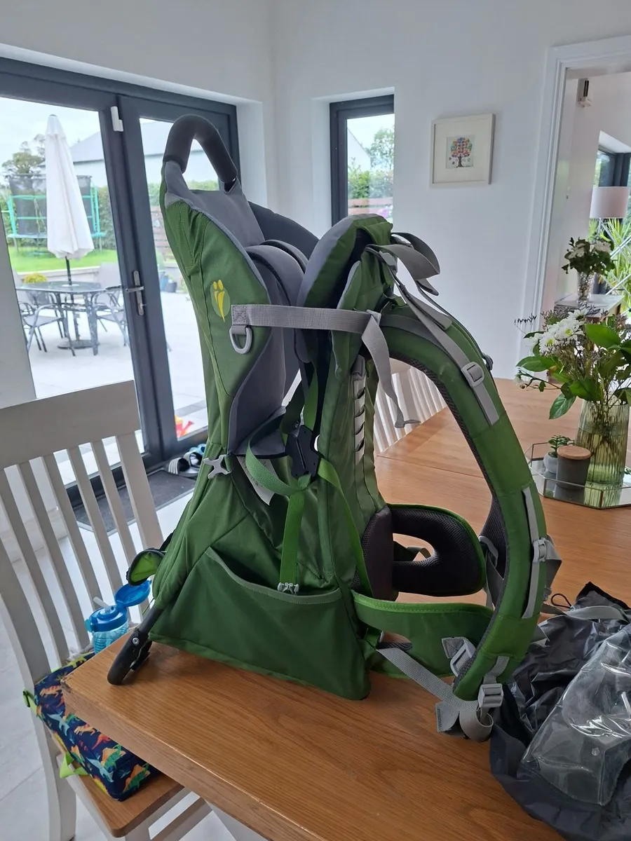 Little life Adventurer S2 child carrier - Image 1