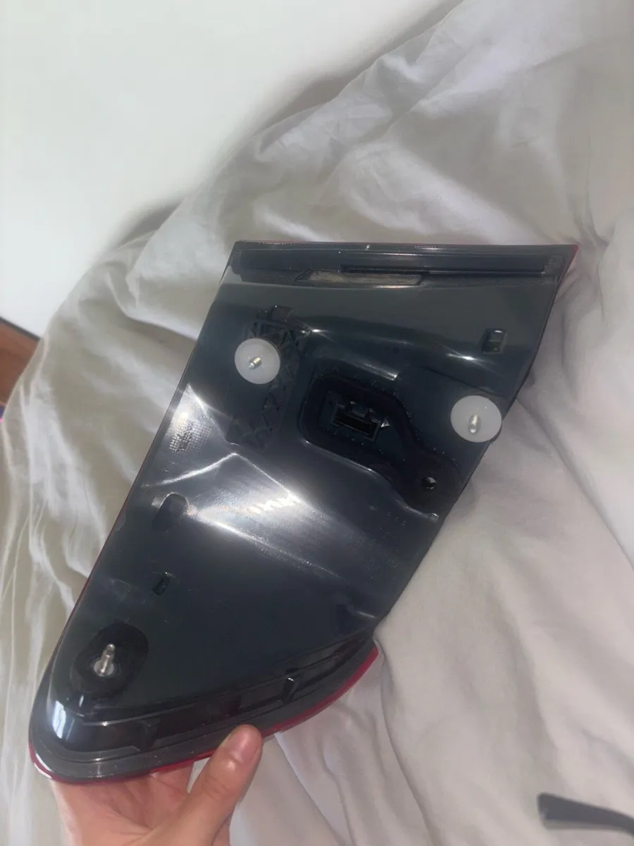 BMW light - Image 2