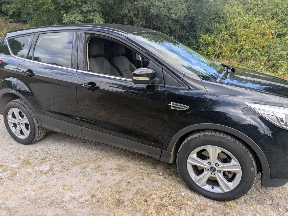Ford Kuga - Image 2