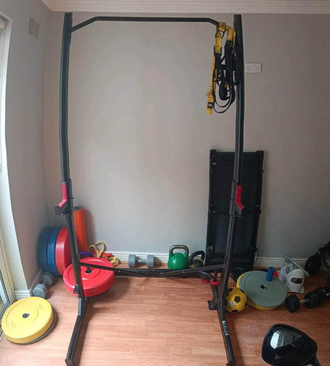 1/4 Squat Rack/ Pull Up Stand with TRX strap