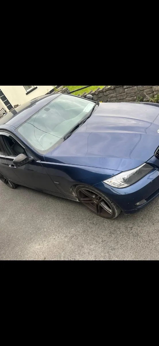 Bmw 3 series e90 - Image 2