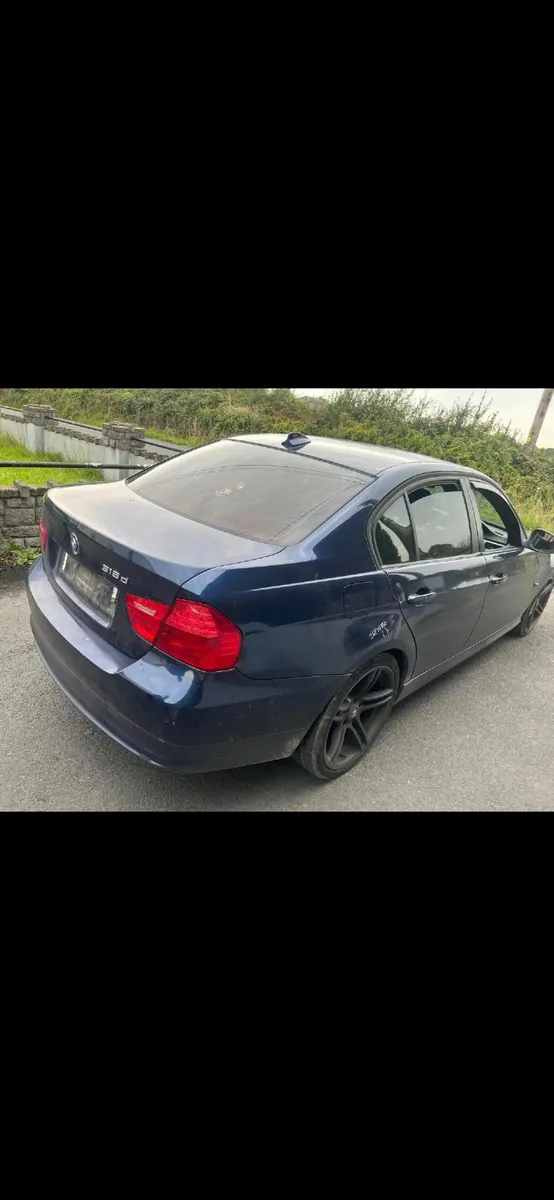 Bmw 3 series e90 - Image 3
