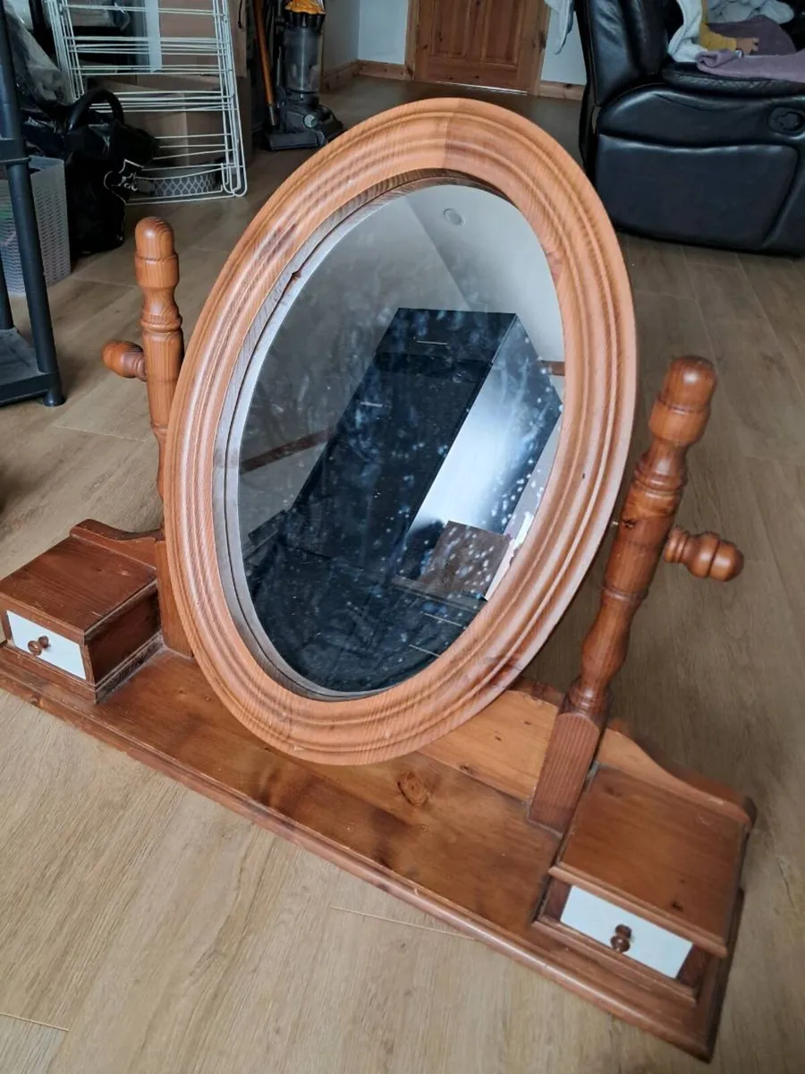 Mirror - Image 1