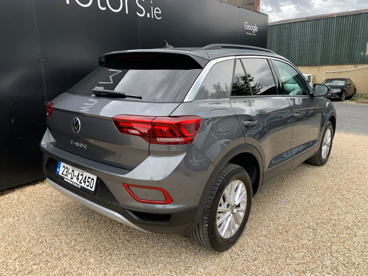 VOLKSWAGEN T-ROC 2.0 TDI 2 SEATER COMMERCIAL - Image 3