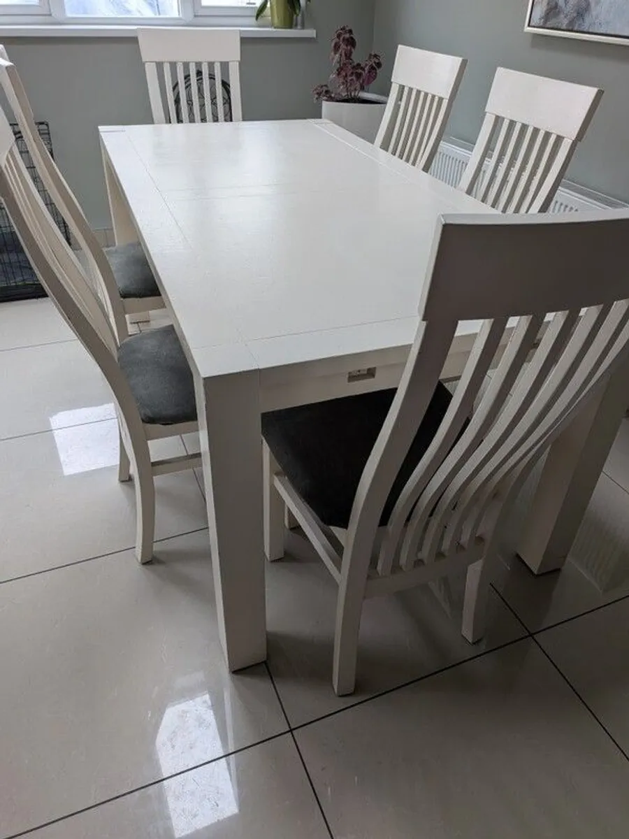 kitchen table and chairs - Image 2