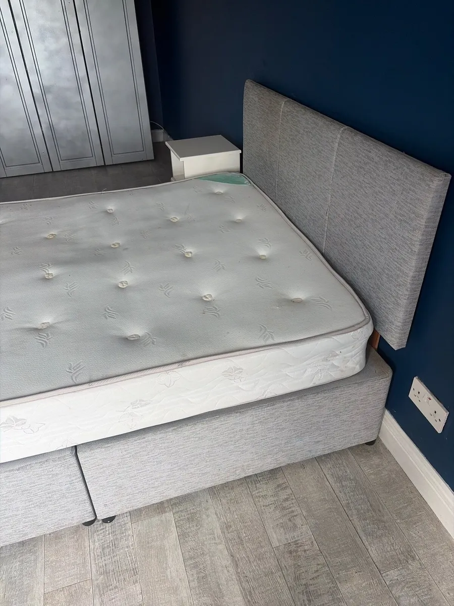 Double bed with mattress - Image 2