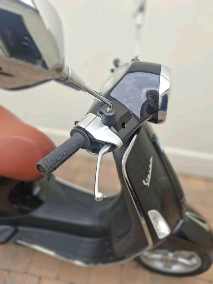 Vespa primevera 50cc - Image 4
