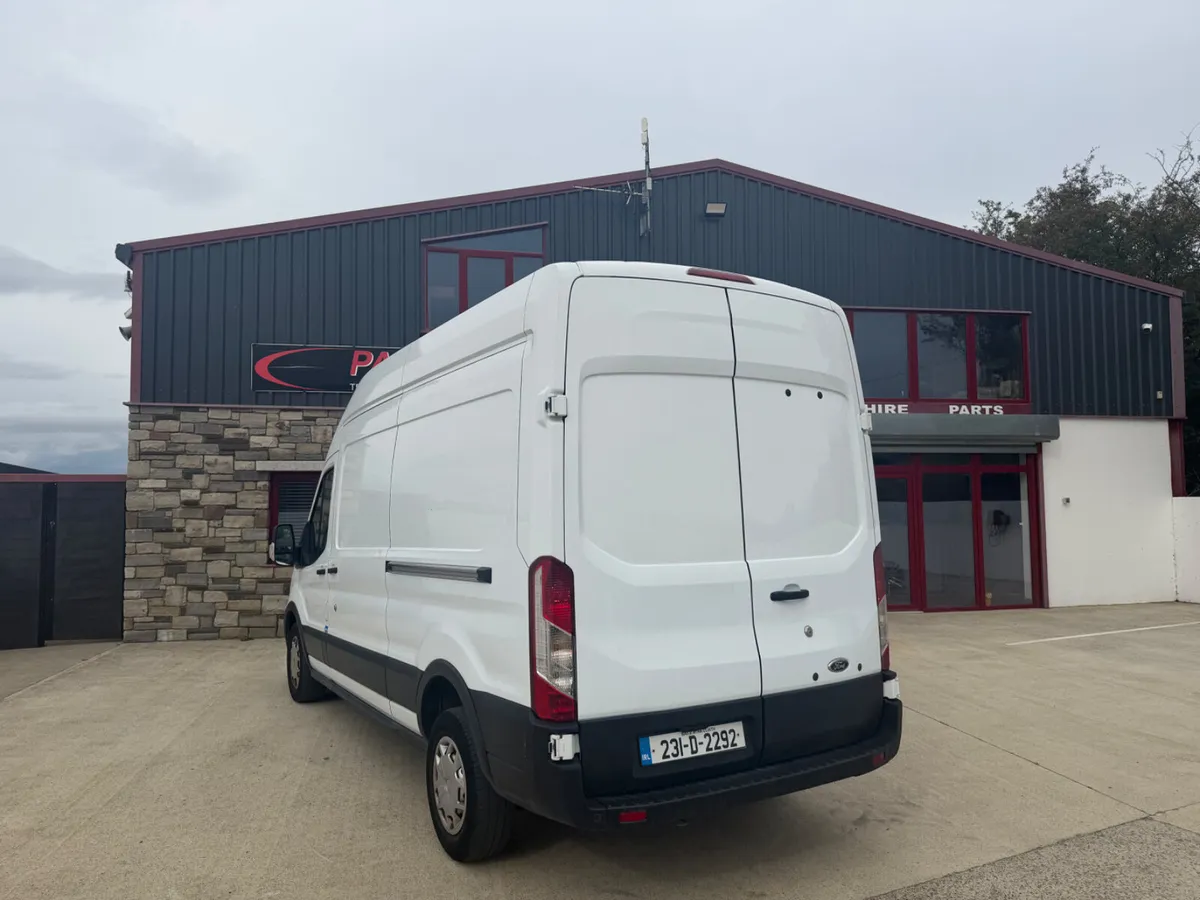 Ford Transit 2023 - Image 4