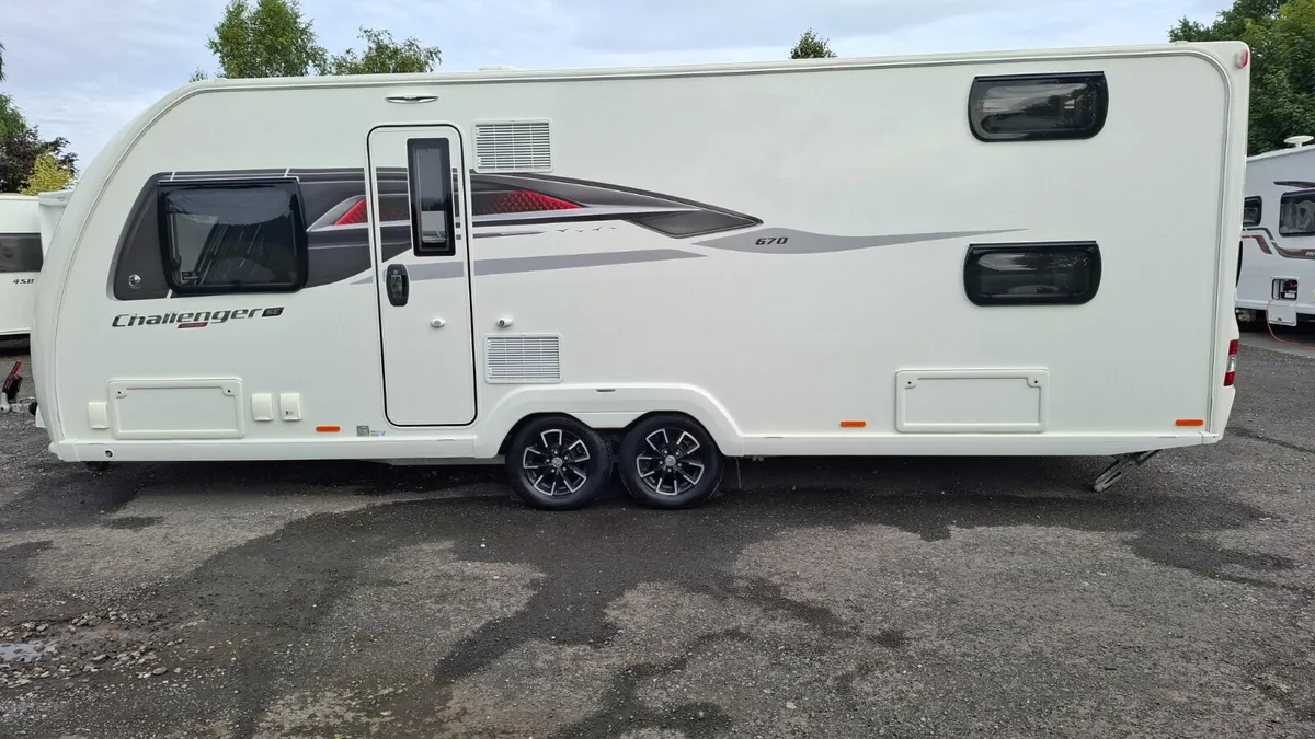 Swift Challenger 6 berth caravan 8 feet wide - Image 1