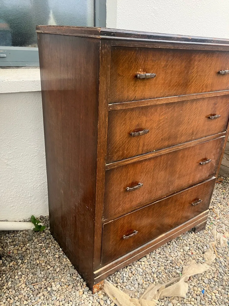 Chest of drawers - Image 2